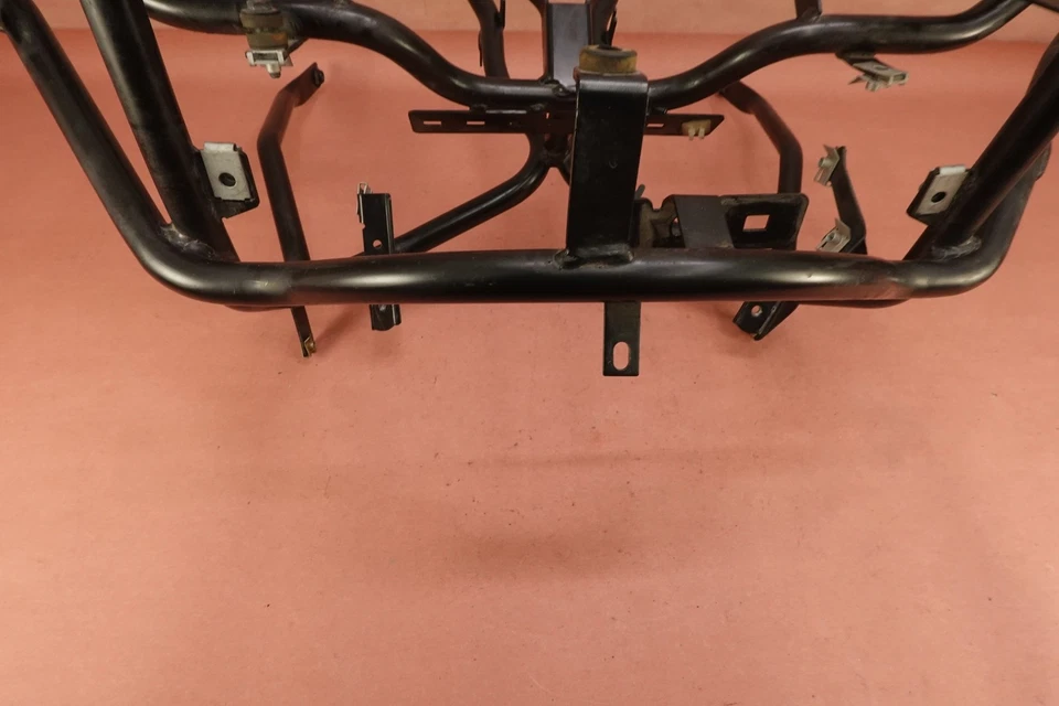 Крепление внутреннего кронштейна переднего обтекателя 1999 - 2004 BMW K1200LT K1200 LT - Изображение 3 из 4