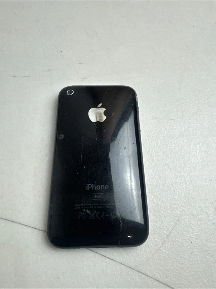 iPhone 3G - 8GB - Black A1241 - Image 2 of 3