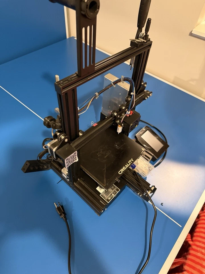 Ender 3 Pro 3D printer. Works Great - Image 2 of 4