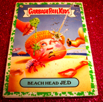 2021 TOPPS Garbage Pail Kids Go On Vacation ''BEACH HEAD JED'' #44b Green Border