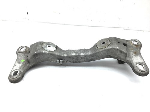 BMW 1er E87 Getriebestütze 6771064 Schaltgetriebe