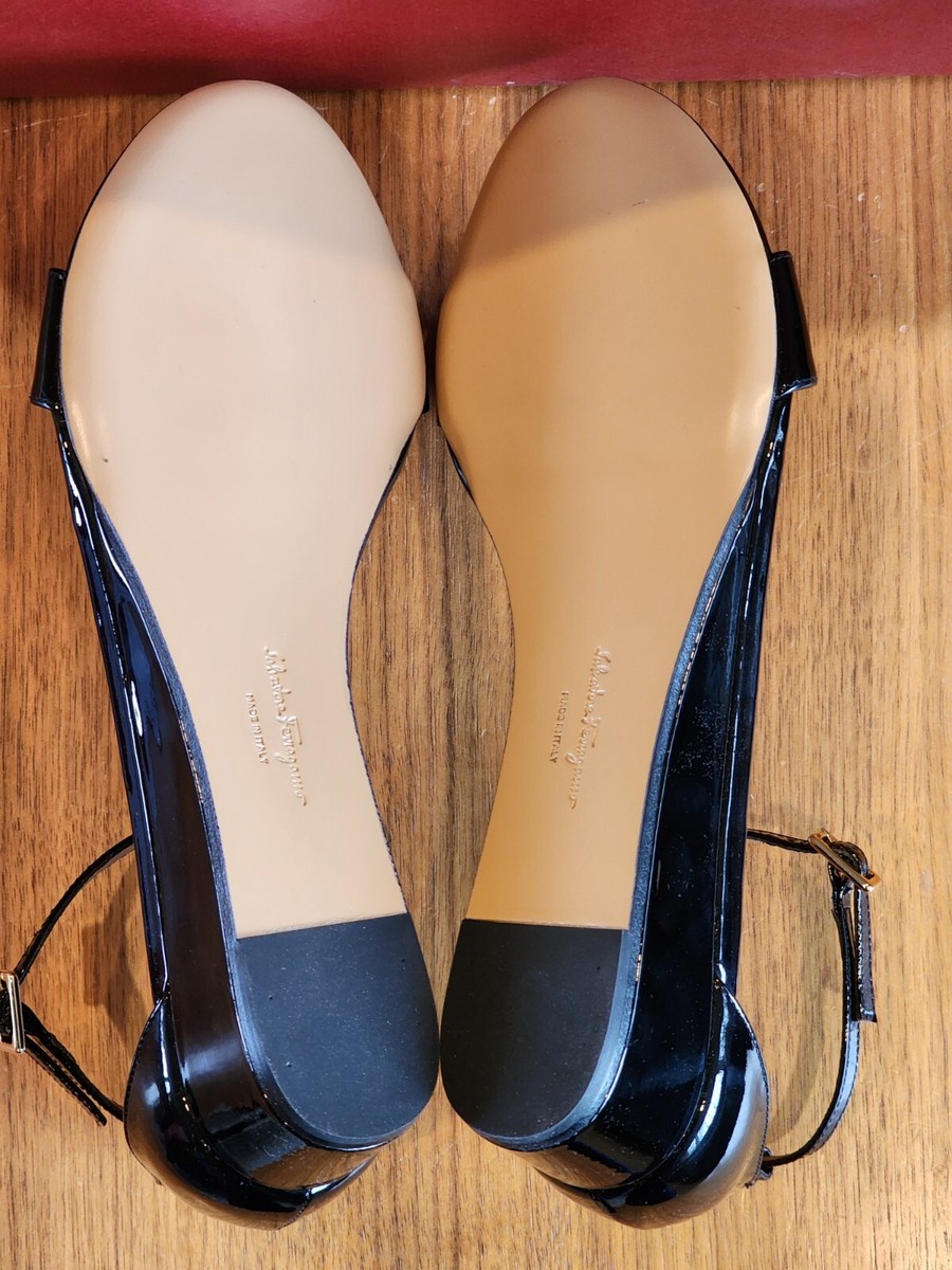 $750 NEW Salvatore Ferragamo Women's Black Patent Leather $750 NEW Salvatore Ferragamo Women's Black Patent Leather
