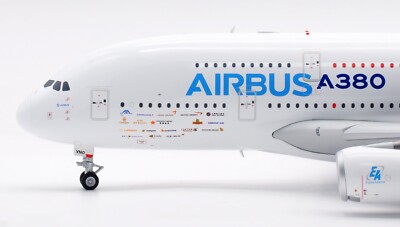 SQ Wings 1:200 AIRBUS INDUSTRIE A380 Diecast Aircraft Model