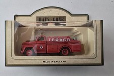 Lledo No 90000 - Diecast Model Of A Red GMC Tanker Truck - TEXACO UK Seller
