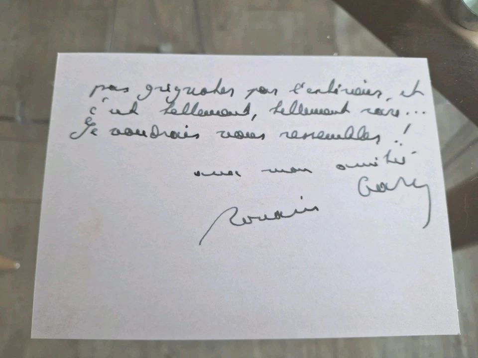 Sylvie Vartan  - Photo 2/2
