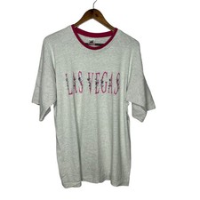 Vintage Las Vegas Fruit of the loom t-shirt usa made layered look