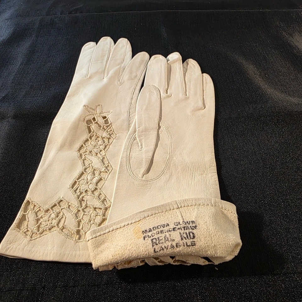 VTG Madova White Kid Gloves W/ Embroidery & Cutouts 11" Sz M , Florence Italy - Image 4 of 4