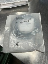NEW IFM PROXIMITY SWITCH SENSOR PT IG0328 FREE SHIPPING