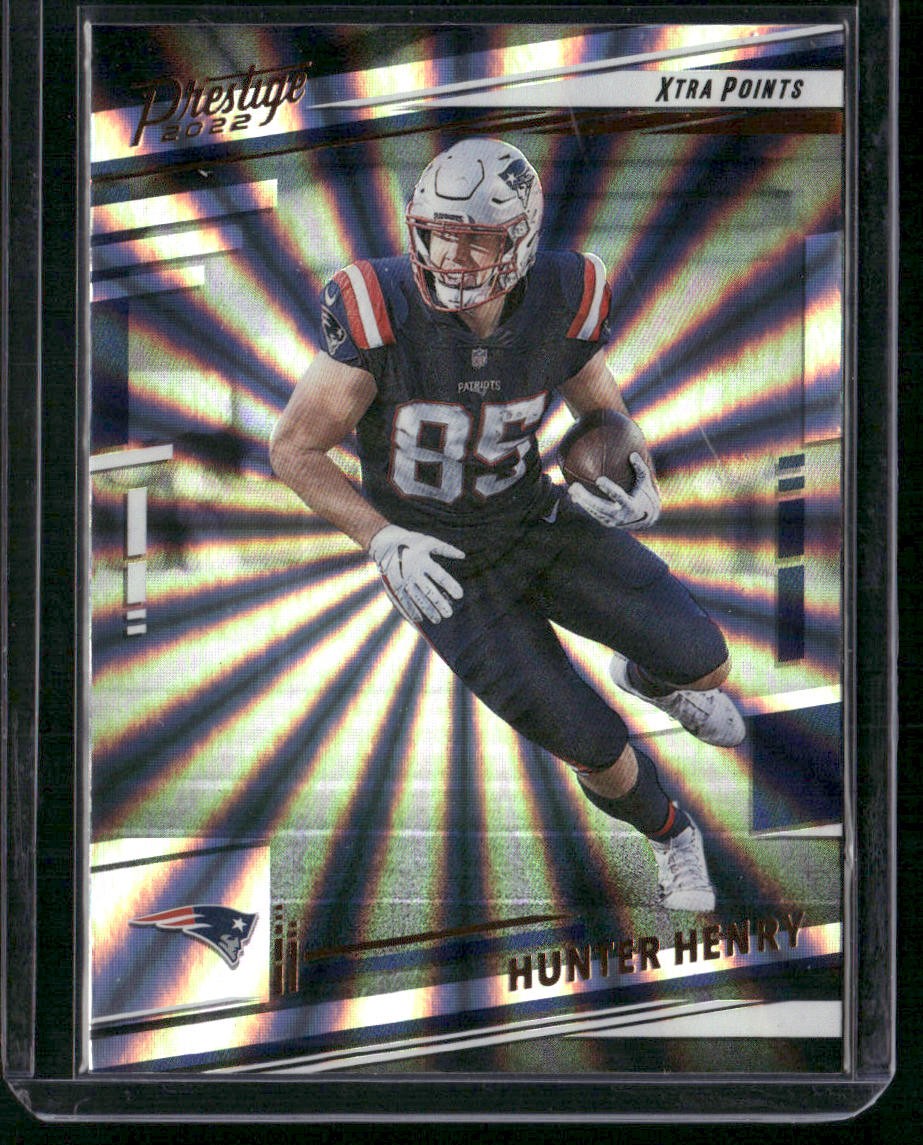 2022 Panini Prestige #203 Hunter Henry Xtra Points Sunburst