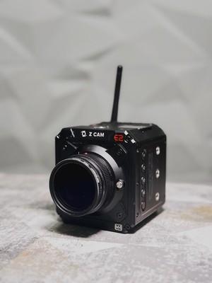 z cam e2 m4
