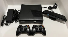 Xbox 360 slim Black 1TB + Kinect Sensor + 2 OEM Wireless Controllers