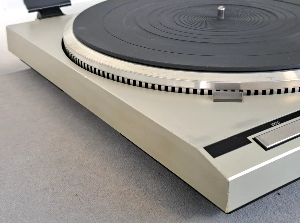 Technics SL-Q21 Giradischi Giradischi Quartz Direct Drive - Immagine 3 di 4
