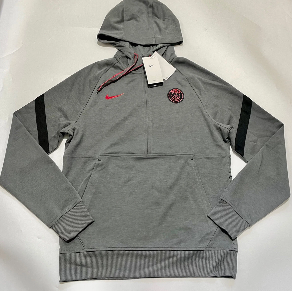NIKE PSG PARIS SAINT GERMAIN FLEECE DRI FIT HOODIE MEDIUM DB7821 025 NEW “SALE”