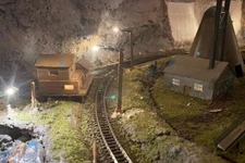 L.E.D. Overhead Track Light Pole Kit (3) HO Scale Model Railroad Scenery 