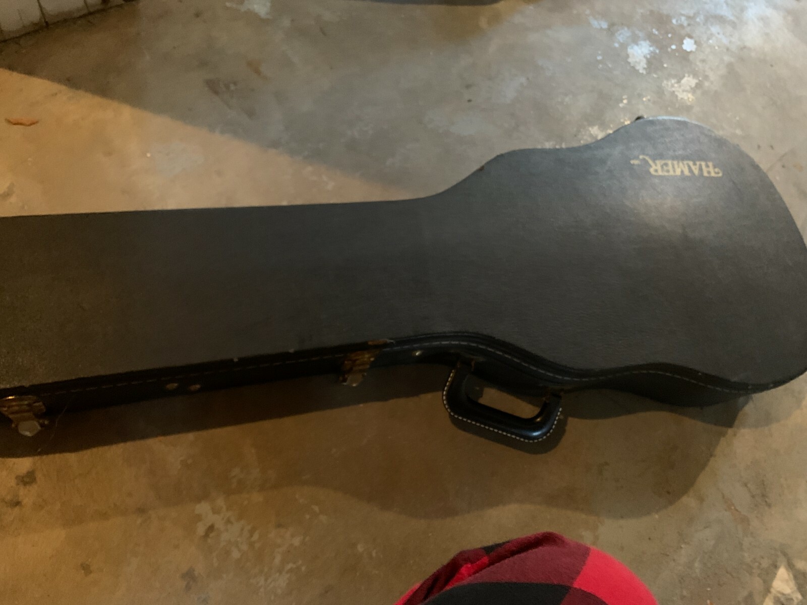 Image 6 - 1981 Hamer electric guitar with case, black, good condition