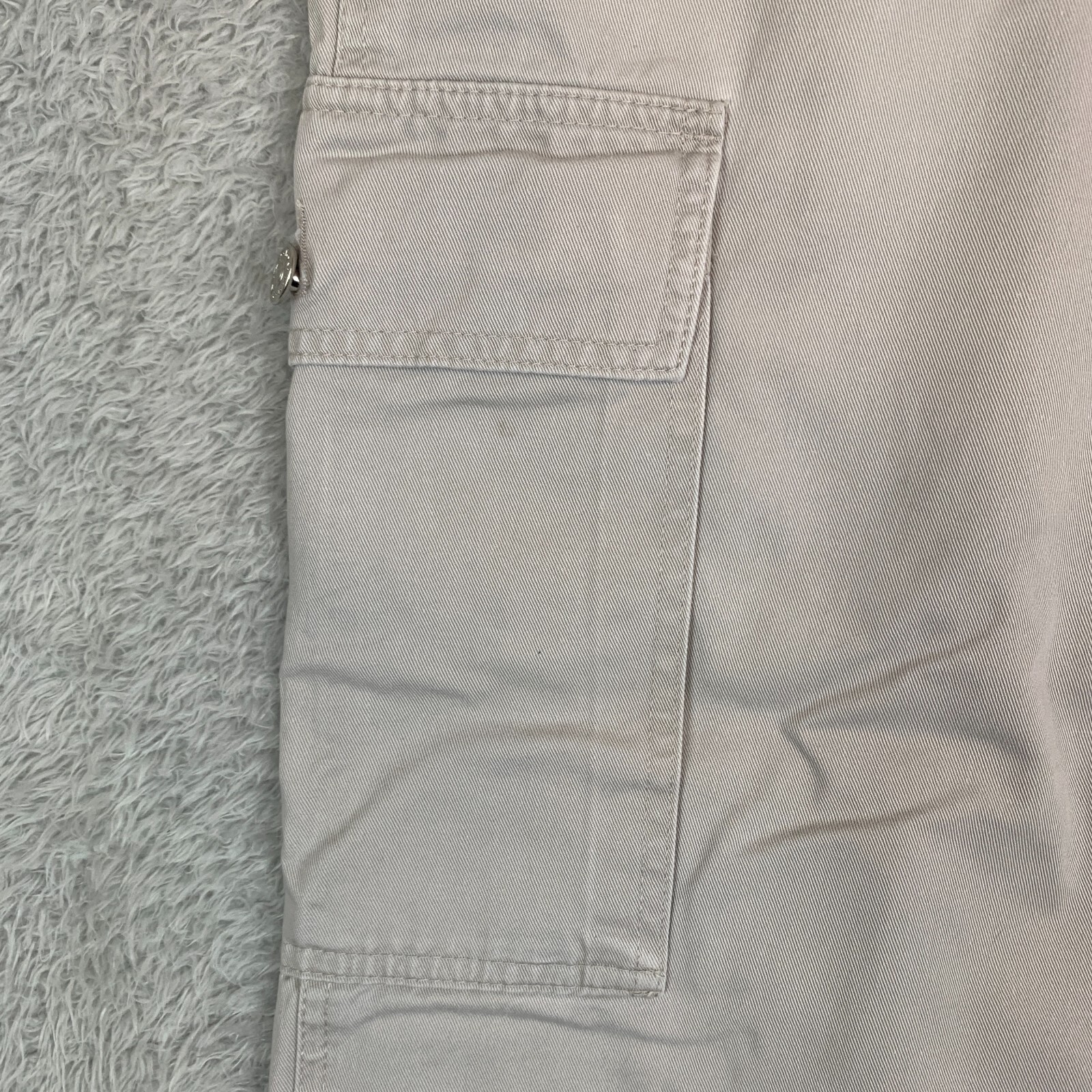 Picture 9 of 24
