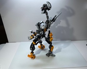 LEGO Bionicle The Shadowed One (LEGO Club Members Exclusive) K8761 Complete (B)