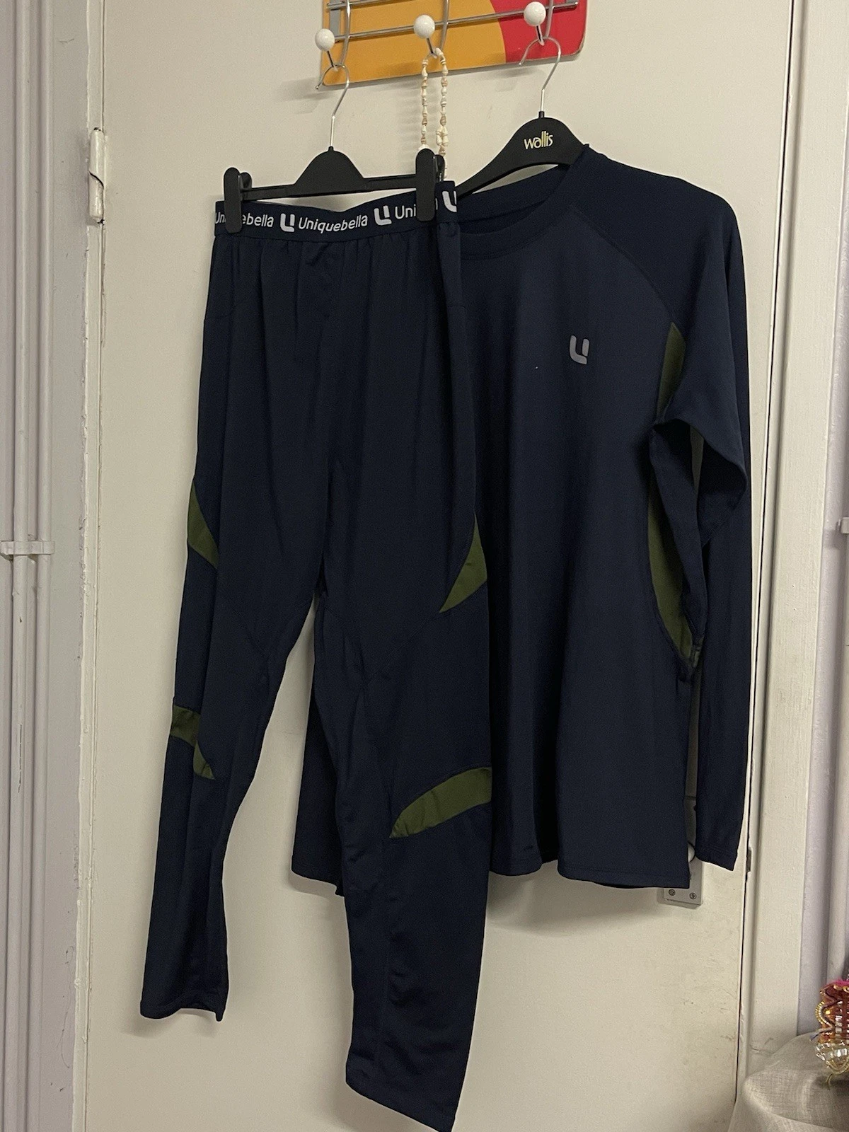 UNIQUEBELLA Mens Thermal Underwear Set Long Sleeve Tops Long Johns Thermal Base
Opens in a new windo