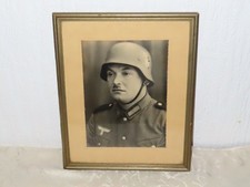 Stahlhelm Porträt Soldaten Porträt Foto Deutsch 2 WK !