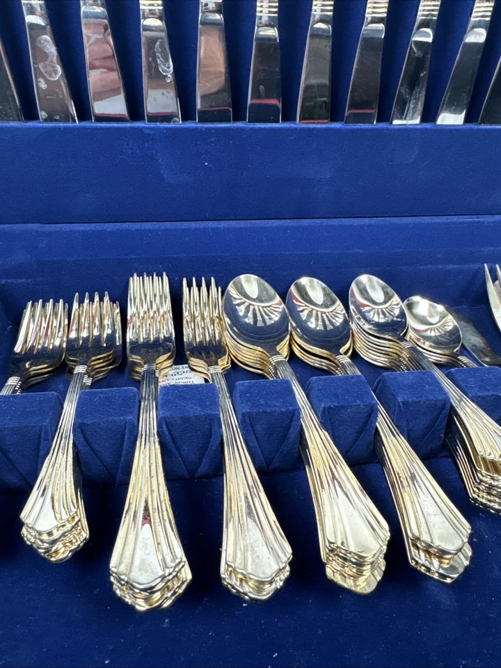 Juego de cubiertos San Marco chapados en oro 24K International Silver Company 25 piezas Foto 3 de 4