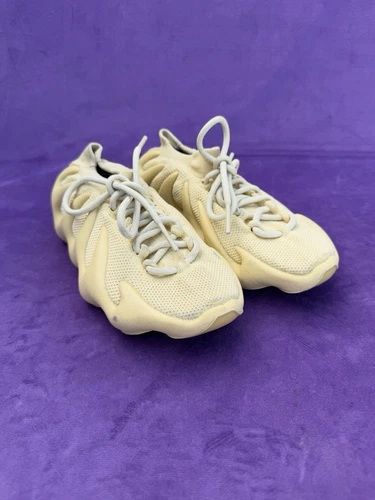 Taglia 4 Adidas Yeezy 450 Zolfo