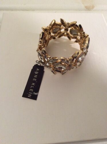 Anne Klein Quartz Minimalist Contemporary Gold-Tone Alloy Metal 30mm AK5210 Anne Klein Quartz Minimalist Contemporary Gold-Tone Alloy  main image 2
