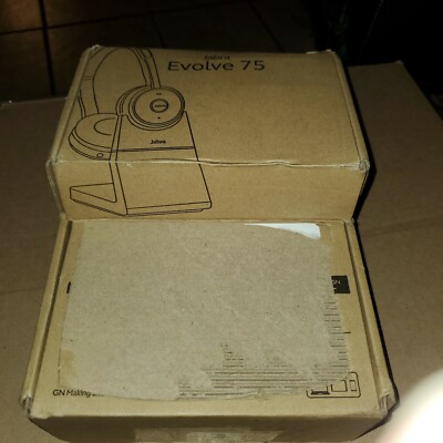 Jabra Evolve 75 UC Wireless Headset Link 370 USB Adapter and Charging Stand 
