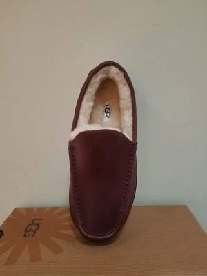 Ugg Australia Men`s Ascot Leather slipper Size 8 NIB - Image 1 of 4