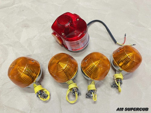 Support De Feu Arrière Pour Honda DAX 50/70, CT70, ST50, ST70 - Pièce Neuve De Qualité, Référence 99PDAX