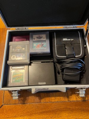 Nintendo Game Boy Advance SP AGS-001 Onyx W/ Charger Case 13 games Tested