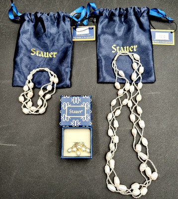 Stauer Süßwasserperlenkette 41986, Armband 41980, & Ohrringe 41984 ungetragen