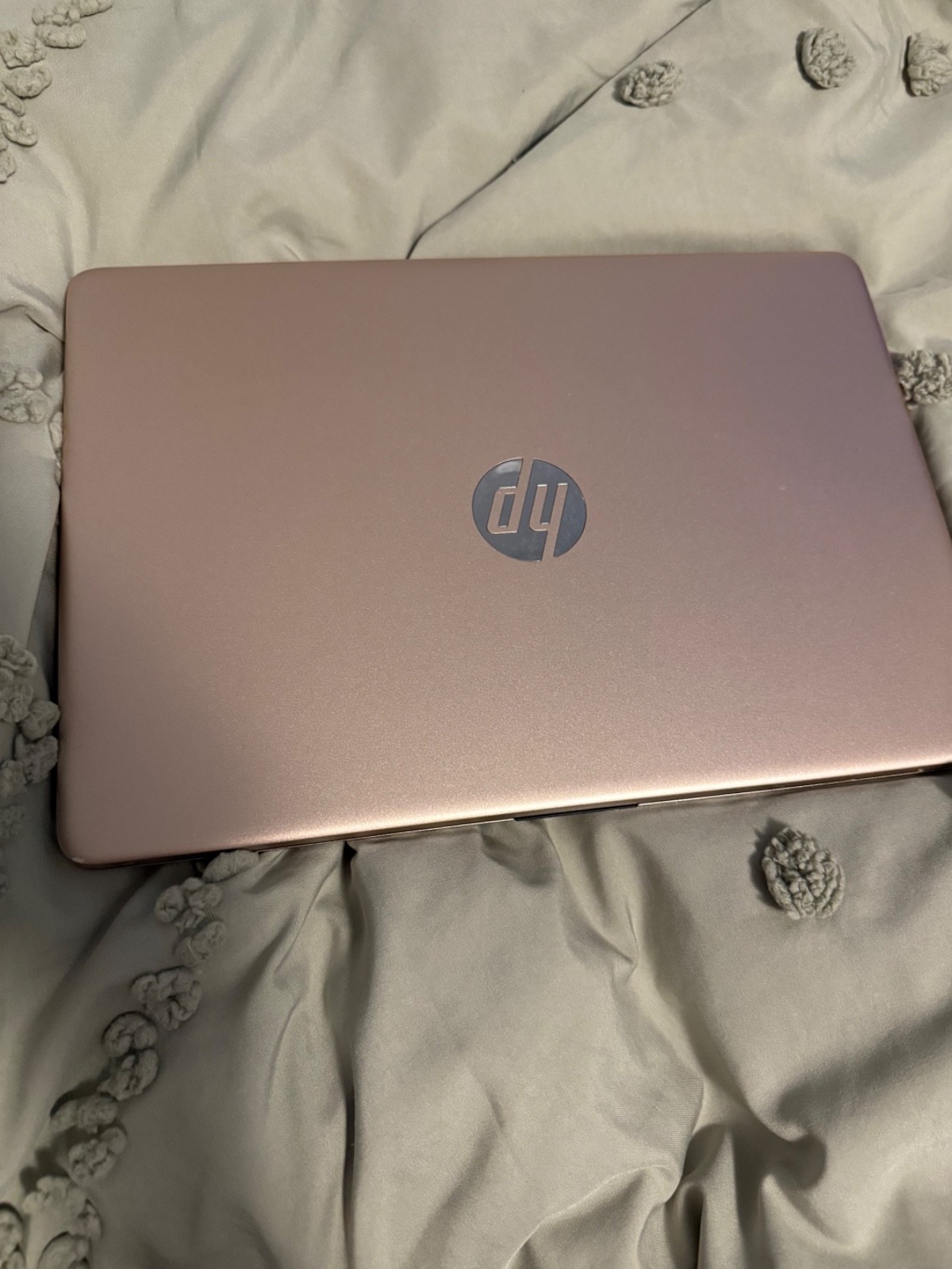 HP laptop rose pink. Bought in November. Practically brand new. Hardly used - Image 2