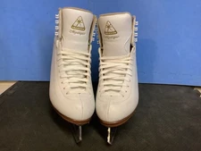 Jackson Mystique  size 6.5C size skates with mark ll blades (gently used)