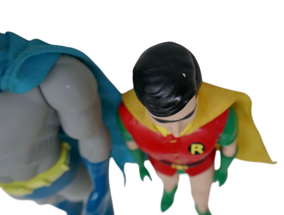 Figuras de vinilo DC Comics 1988 Hamilton Gifts 15" Batman y 12" Robin Foto 4 de 4