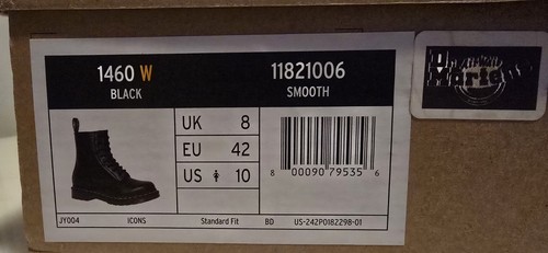 Dr. Martens 1460 Smooth Leather Lace Up Boot Smooth Black 11822006 Women's Sz 10 - Picture 2 of 12