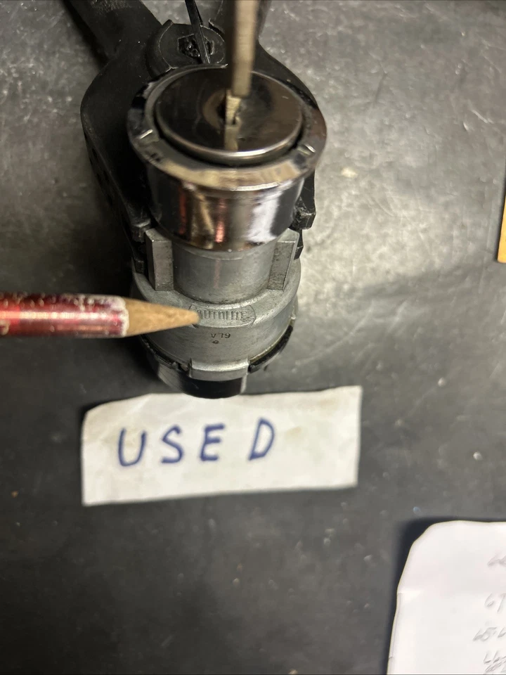 Interruptor de encendido Ford 1965 1966 1967 Foto 3 de 4