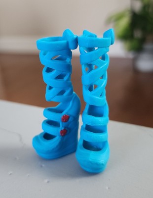 Monster High Doll Ghoulia Yelps Freaky Fusion Blue & Red Wedges Shoes