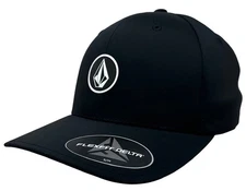 Volcom Men's Hat Quarter Tech Delta FlexFit Cap in S/M Black