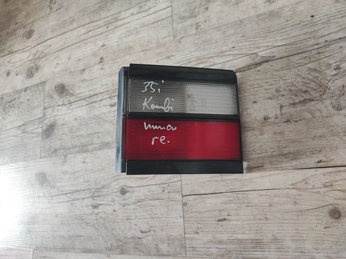 VW Passat 35i Variant >BJ93 Heckleuchte innen re 333945108