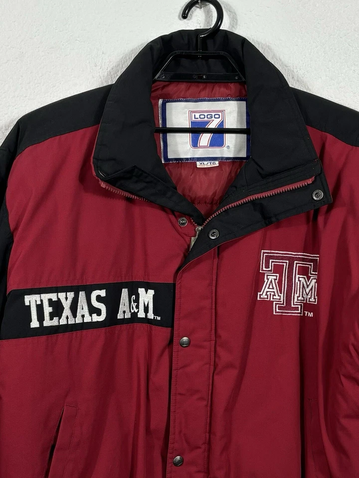 Abrigo de colección LOGO 7 Texas A&M ATM talla XL rojo mezcla de poliéster bombardero universitario Foto 2 de 4