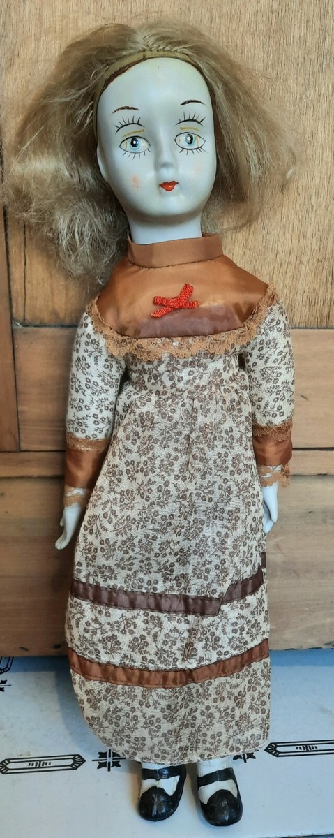 Vntg Antique Creepy Horror Porcelain Doll, Dead Stare Eyes, 18