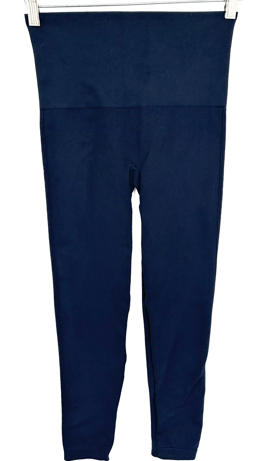 SPANX Cropped Textured Compression Shaping Leggin… - image 1