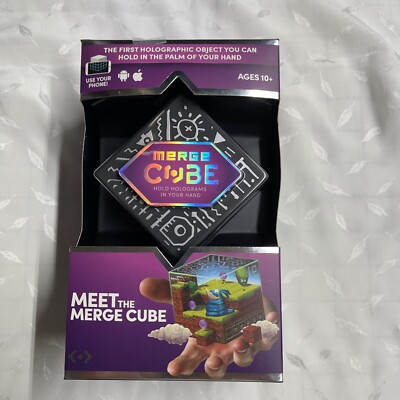 MERGE CUBE HOLOGRAPHIC GAME FOR AGES 10+ CAN BE USED WITH MOBILE PHONE FUN GAME