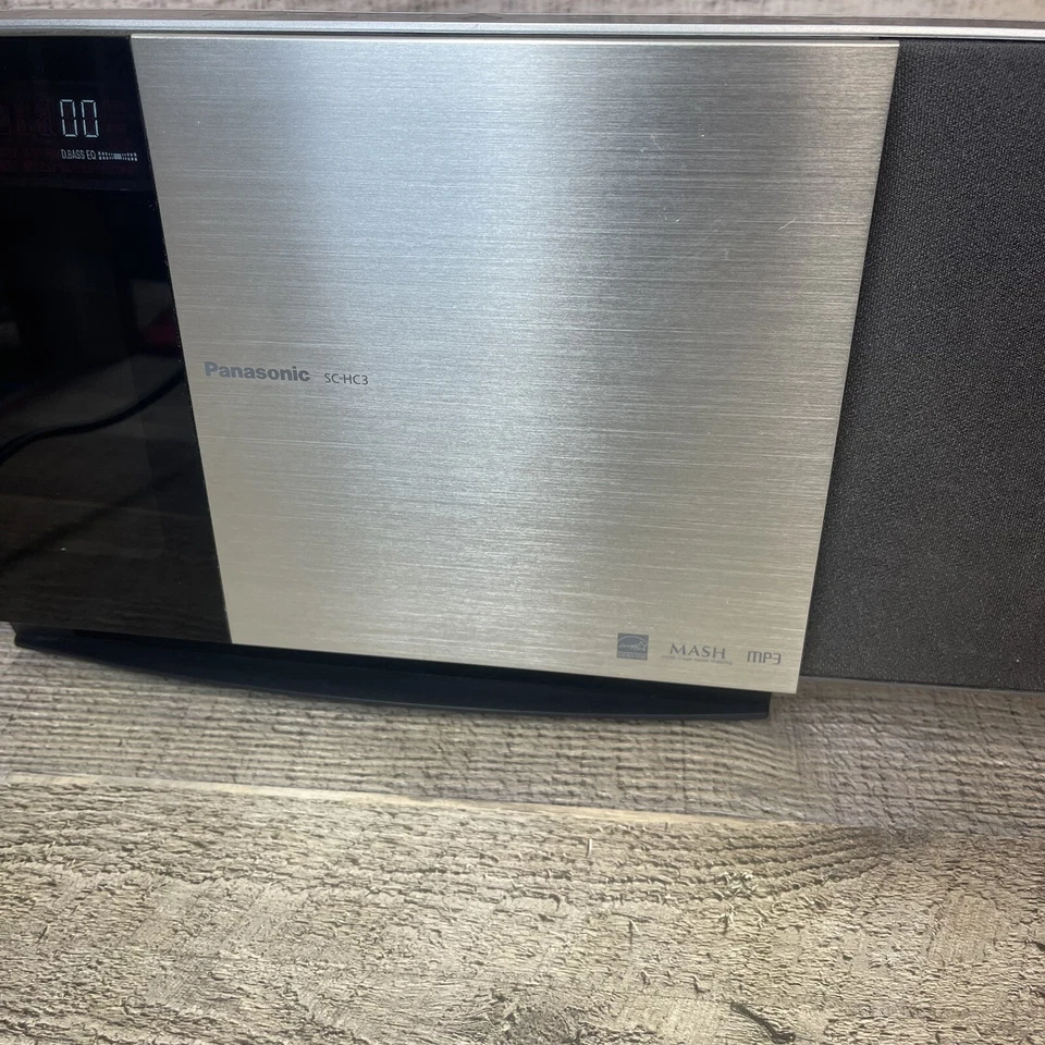 Panasonic SC-HC3 CD AM-FM AUX iPod Dock Compact Audio System MASH Enhanced Sound - Image 3 of 4