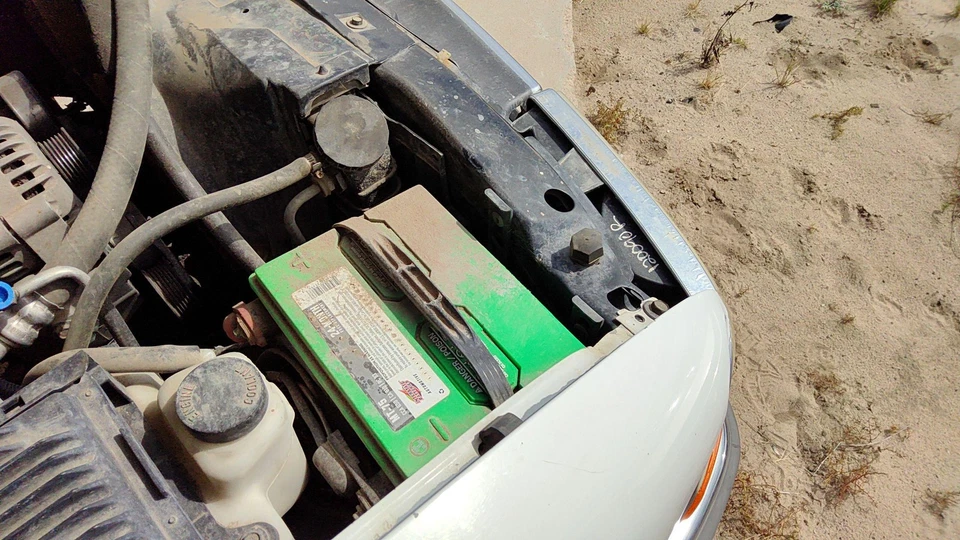 Bandeja completa de montaje en caja de batería S10 Blazer 1995-2005 con sujeción OEM 4,3 L Foto 2 de 2