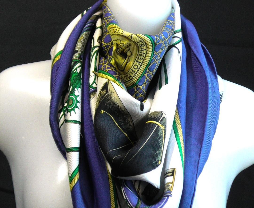 Hermes Carre 90 Large Silk Scarf D210 M1_0702