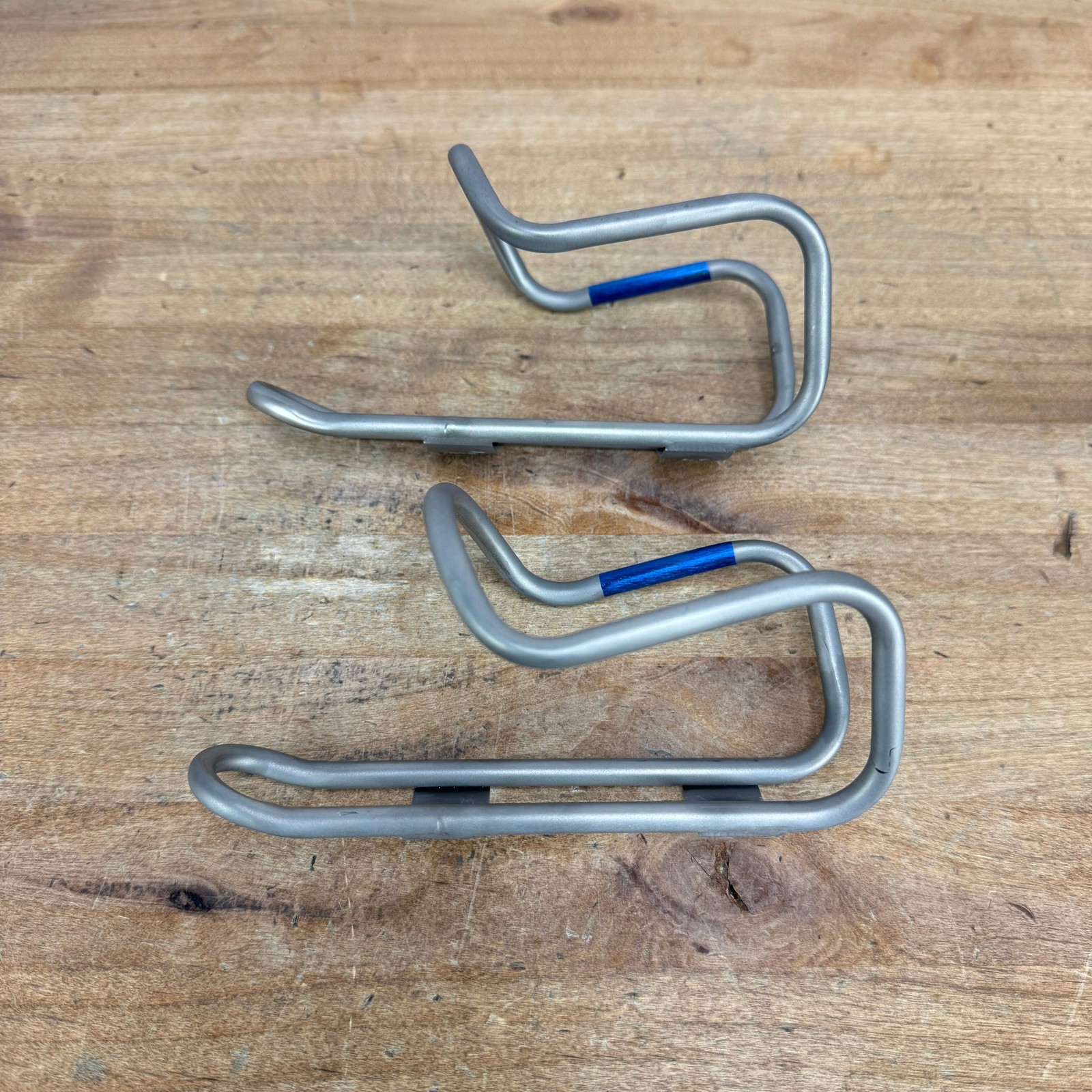 Mint! King Cage Anodized Titanium Blue Pair Bike Water Bottle Cages 55g