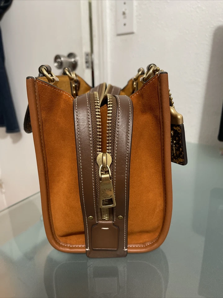 Coach Rogue 25 Jaquard con mango de piel de serpiente Foto 2 de 4