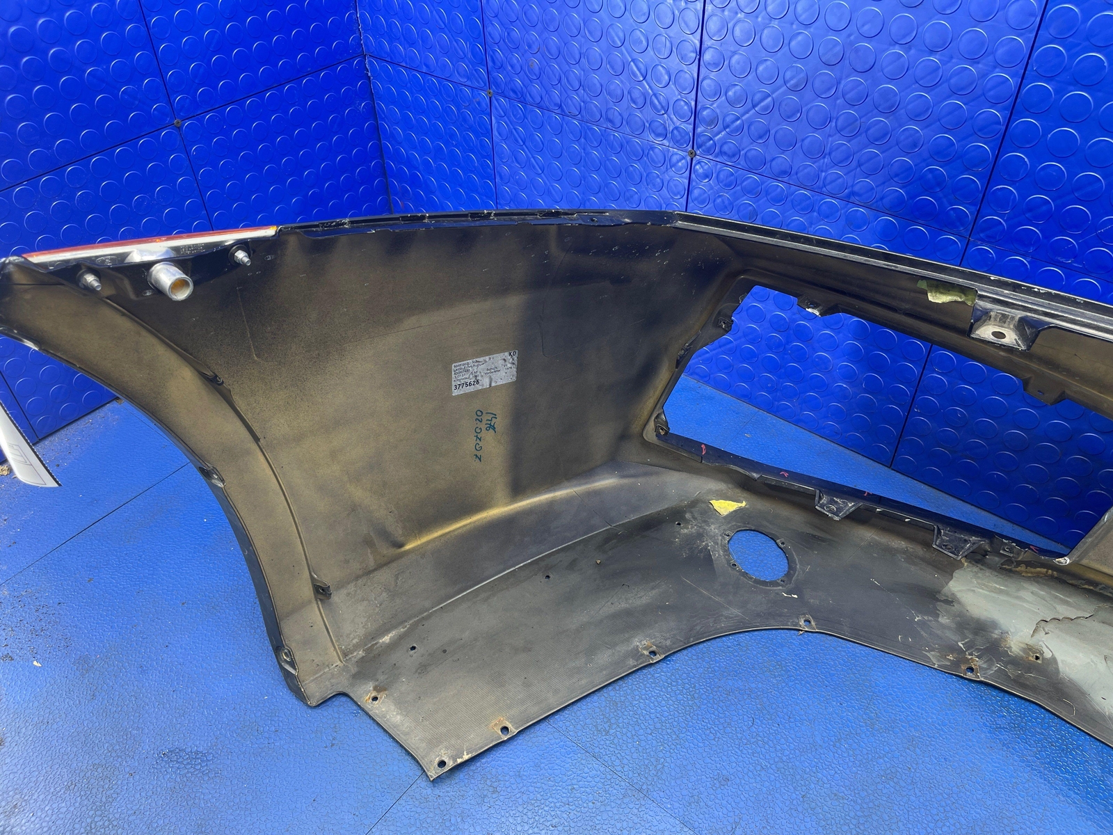 LAMBORGHINI GALLARDO OEM SPYDER FRONT BUMPER COVER NERO NOCTIS (LY9B) *CRACKED*