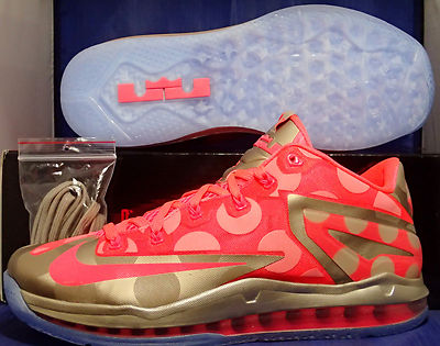 2014 Nike Air Max Lebron XI 11 Low SE Maison Du Hyper Punch SZ 9 ( 683256-064 )